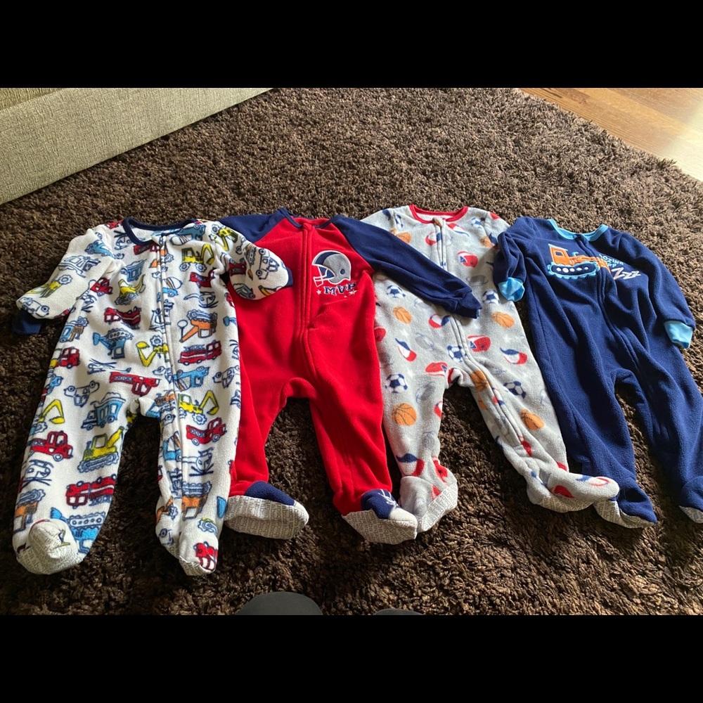 4 Pairs of  12 month Absorba winter footed sleeper pajamas.like knew